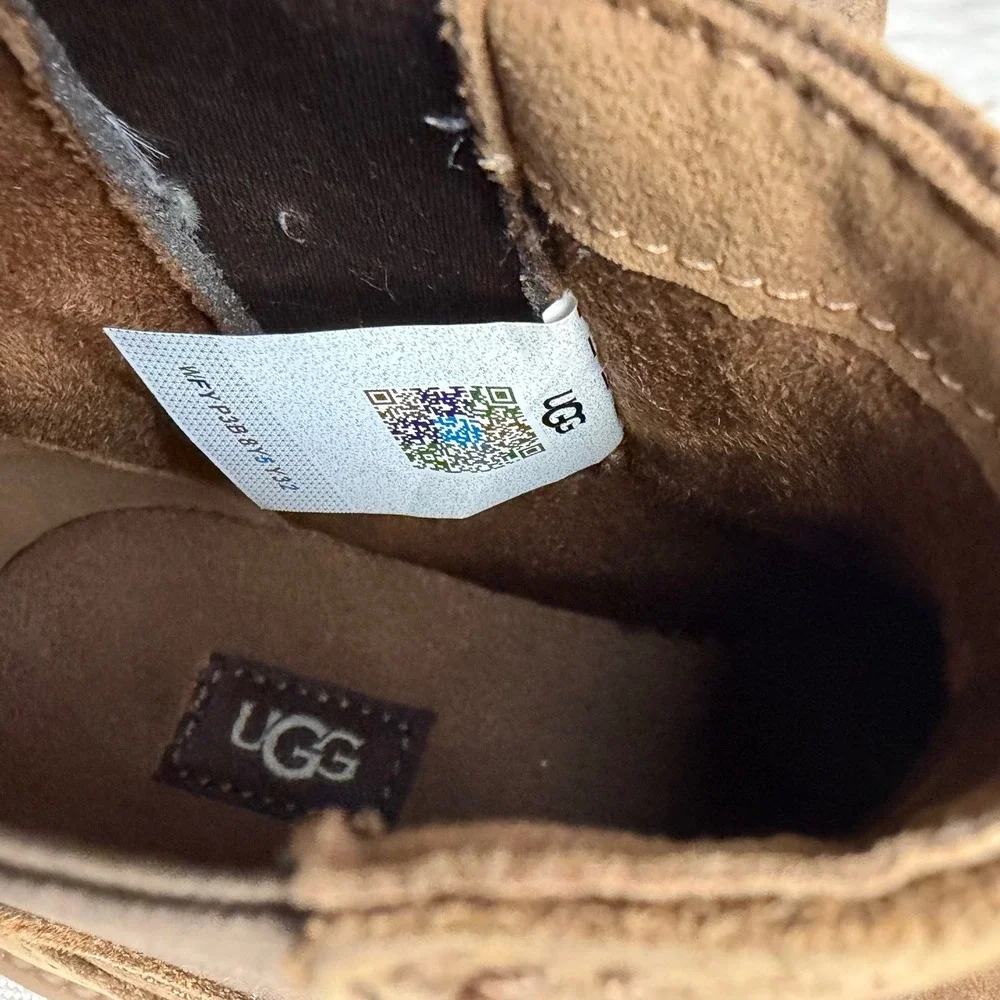 UGG Kids Perry Weather Chelsea Boots Walnut Brown Leather Waterproof Size 13 K